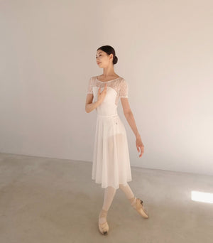 Slownov Timeless lace shorts sleeves ballet leotard IVORY WHITE