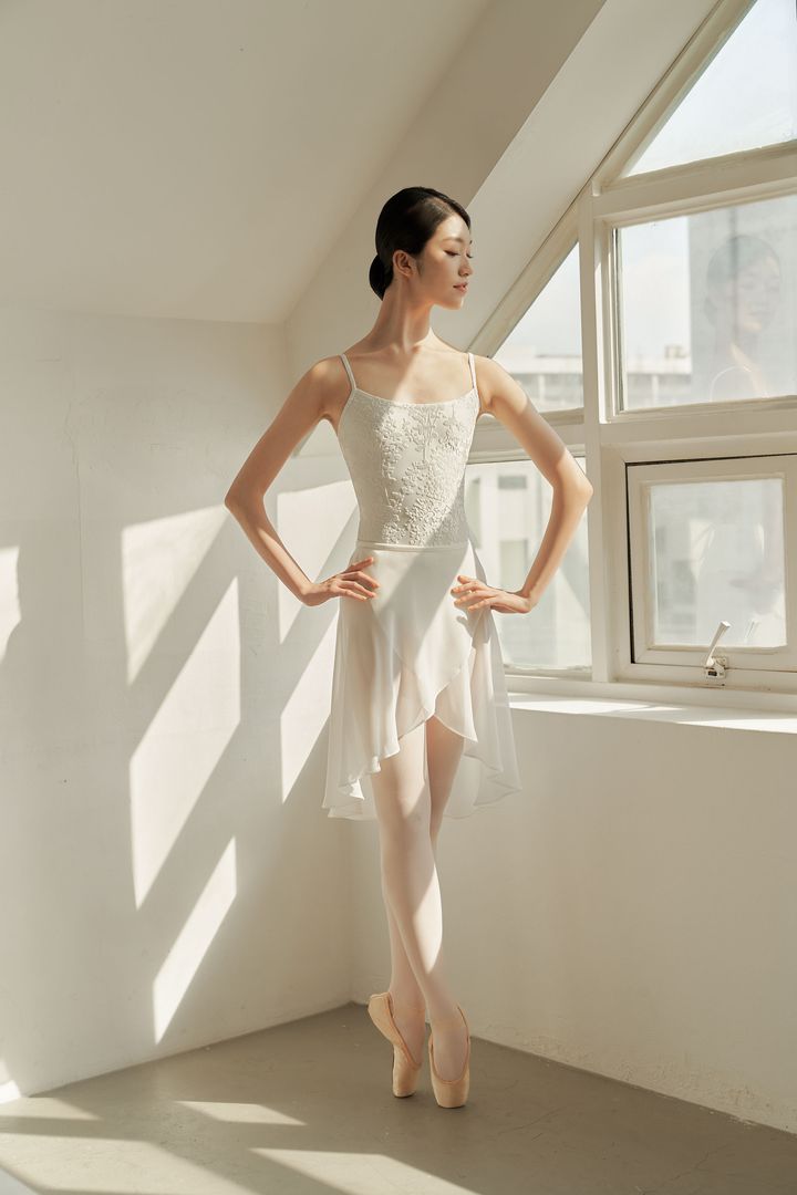 SISSONE WEAR High-low chiffon ballet wrap skirt IVORY